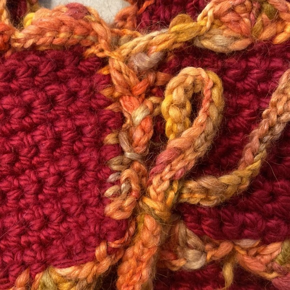 Cute boho hand crocheted red & orange crop top (size small) ✨ - Picture 5 of 5